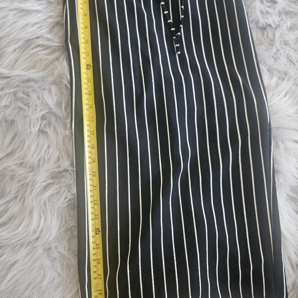 Shein Pinstripe Pencil Skirt - Picture 4 of 6